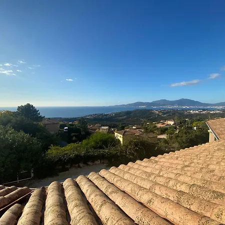 5 Pièces 8 Couchages Villa Porticcio (Corsica)