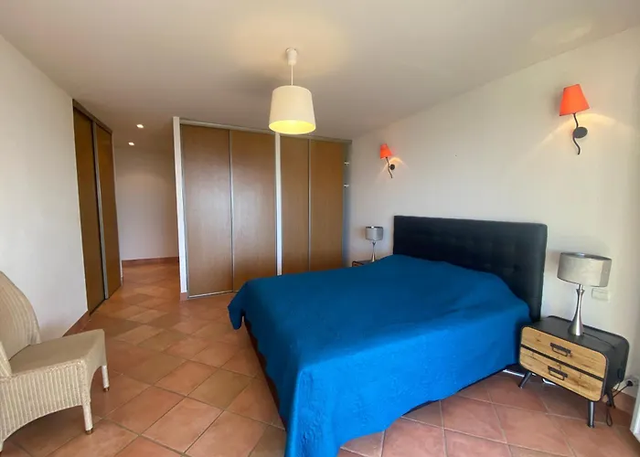 别墅 5 Pieces 8 Couchages