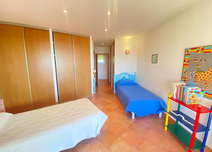 别墅 5 Pieces 8 Couchages