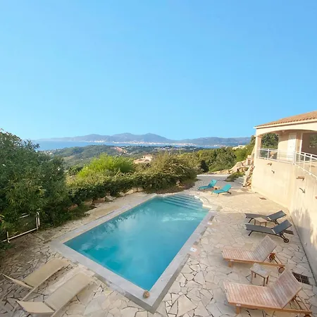 ヴィラ 5 Pieces 8 Couchages