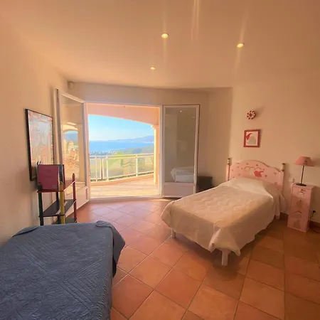 Villa 5 Pieces 8 Couchages Porticcio (Corsica)