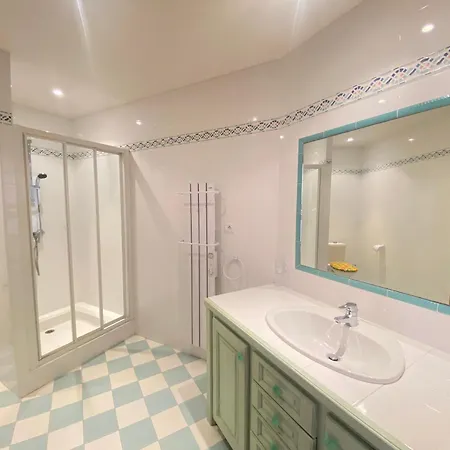 5 Pieces 8 Couchages ヴィラ