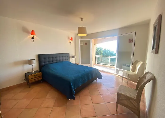 Villa 5 Pièces 8 Couchages *