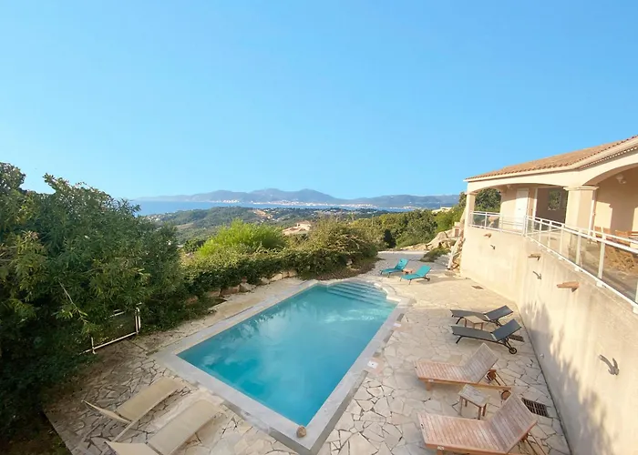 Villa 5 Pieces 8 Couchages