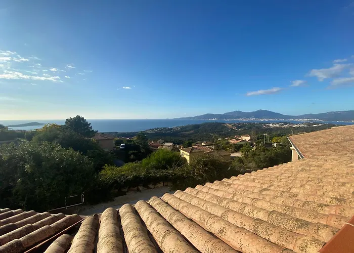 5 Pièces 8 Couchages Villa Porticcio (Corsica)