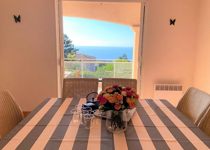 5 Pieces 8 Couchages